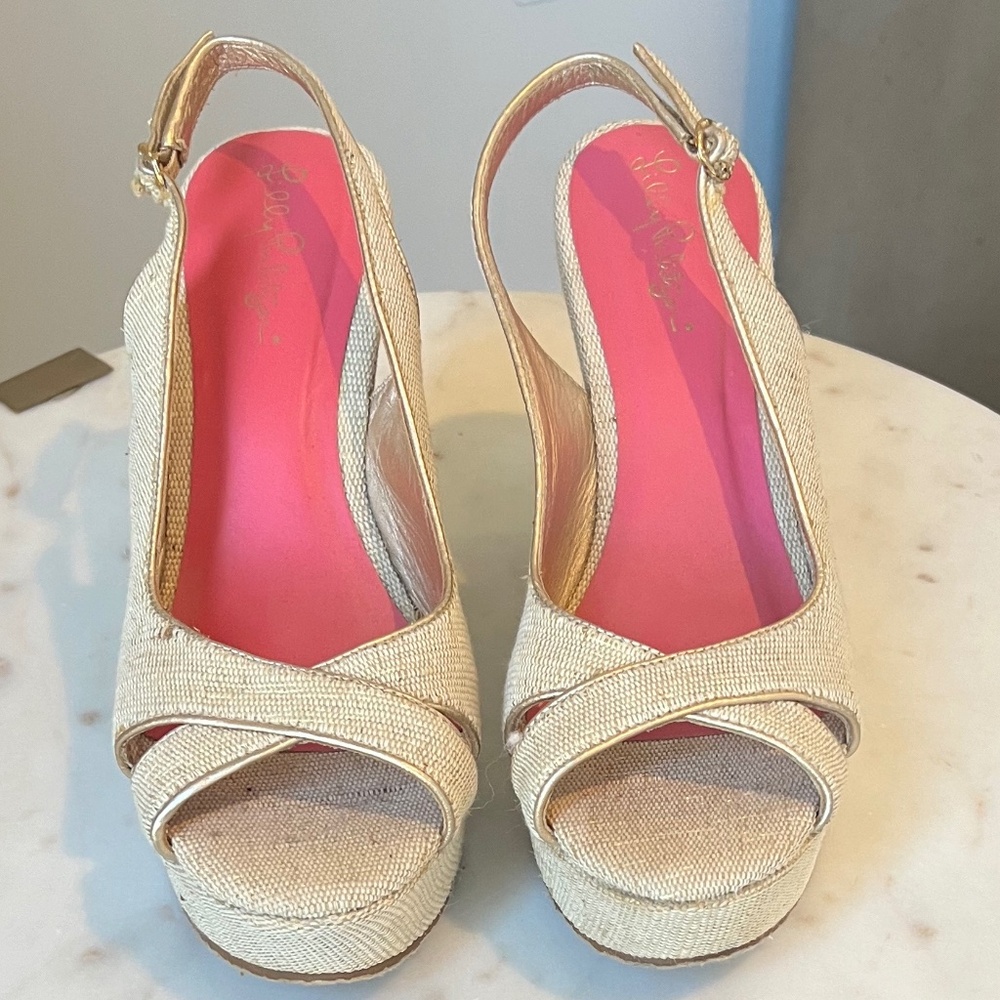 Lilly Pulitzer -- peep toe canvas wedges -- sz 8.5